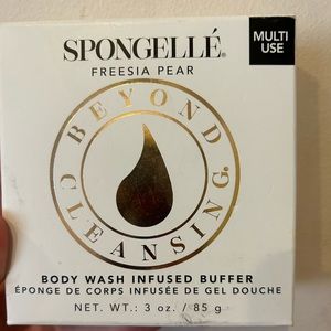 Spongellé buffer infused with body wash